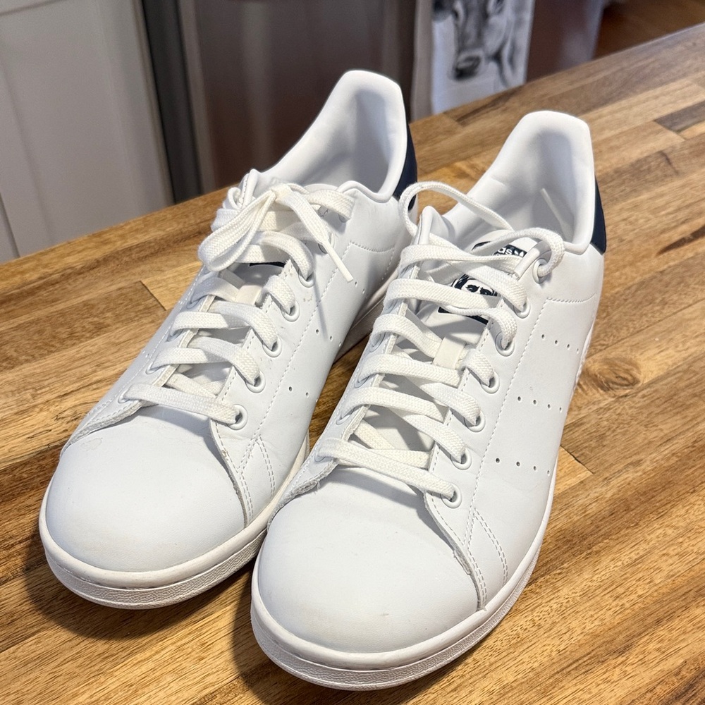 Adidas Men's White With Navy Sneakers